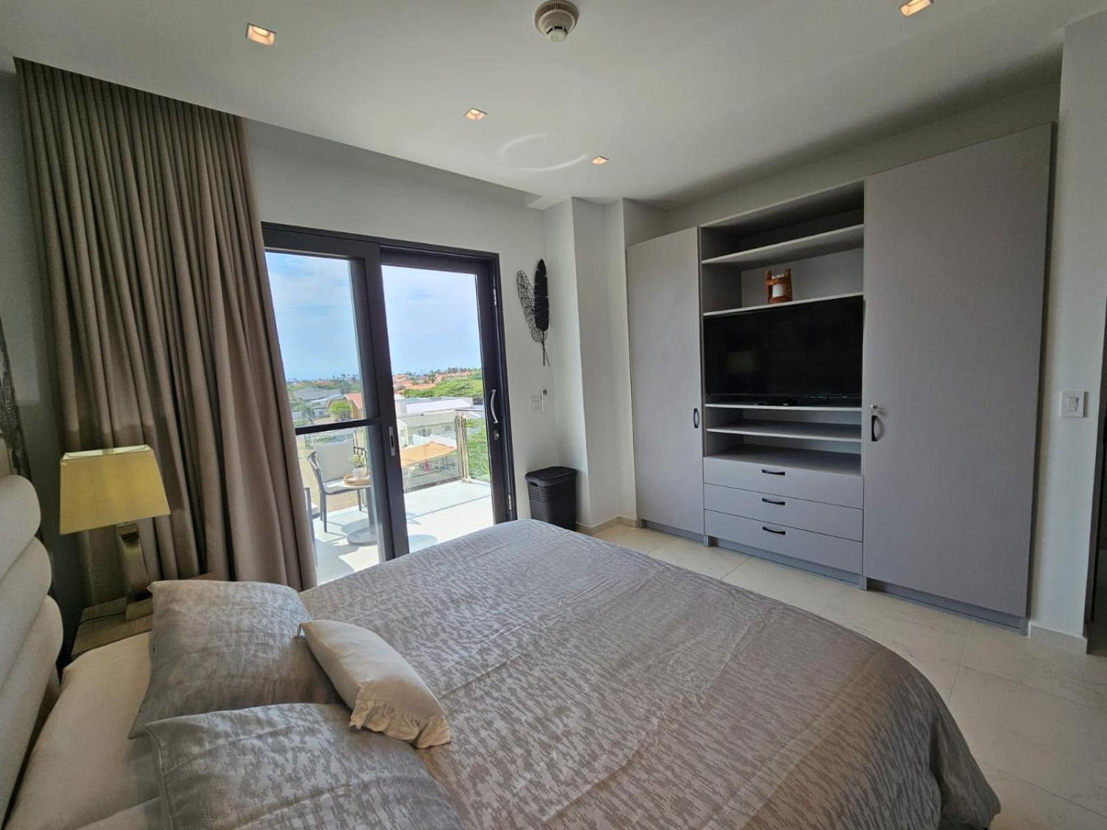 Wariruri Condos Aruba Palm Beach Esterno foto